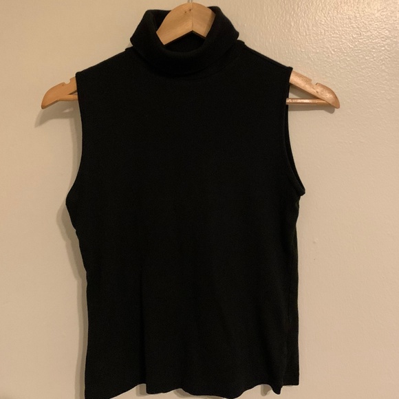 Sleeveless Turtleneck - Picture 1 of 2
